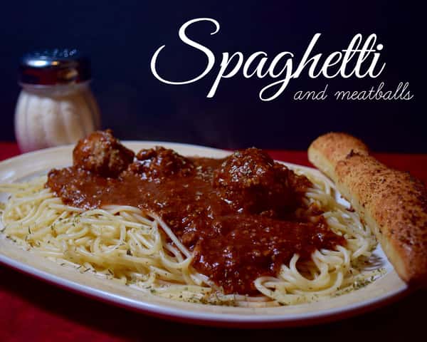 Lunch Spaghetti & Meatballs, Salad & Breadsticks Special