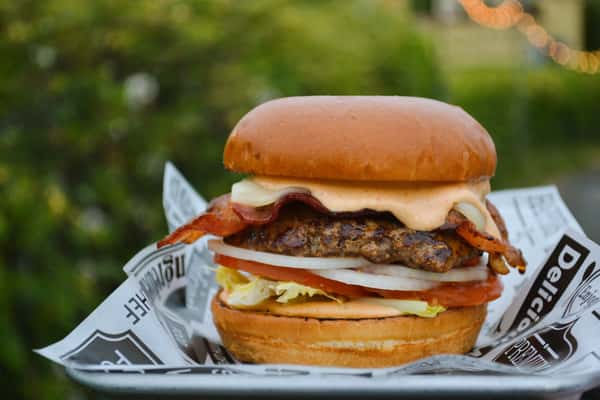 Sriracha Bacon Burger 
