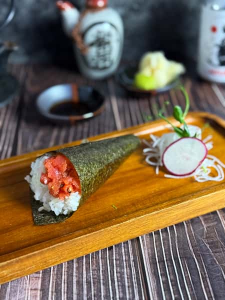 Spicy Tuna (Hand Roll)