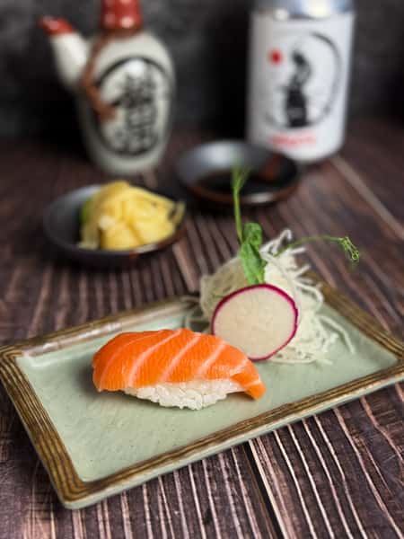 Salmon (Sushi)