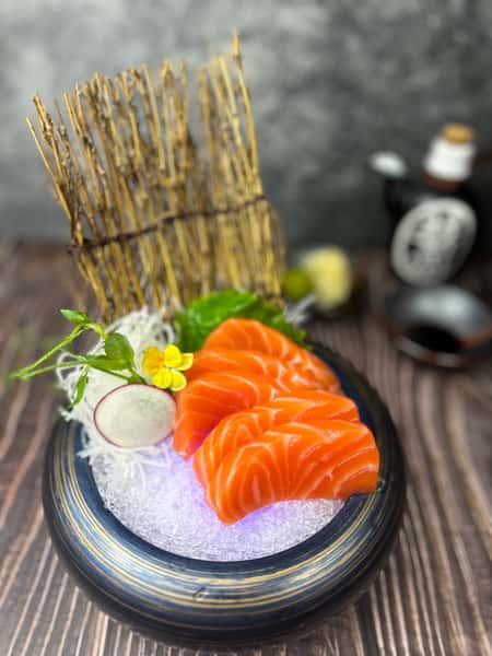 Salmon (Sashimi)