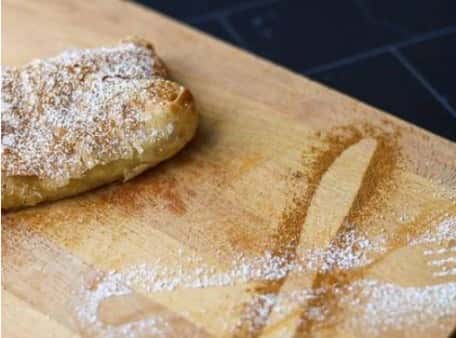Bougatsa