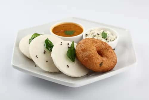 idly & Medhu vada combo