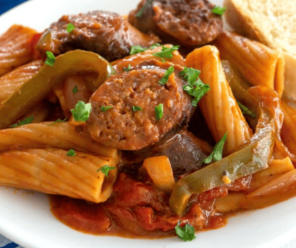 RIGATONI WITH SAUSAGE & PEPPERS