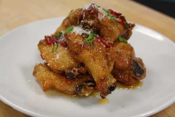 CHICKEN WINGS