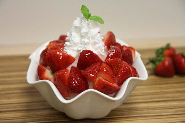 Premium Strawberry Snow (Regular)
