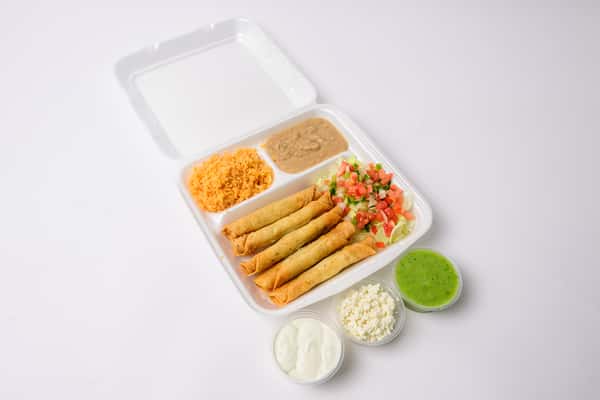 Flautas con asada