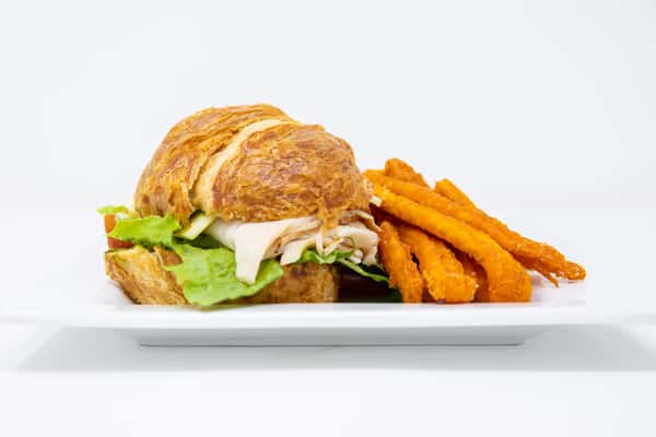 Roasted Turkey & Pesto Sandwich