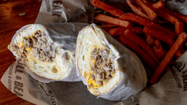 PHILLY CHEESE STEAK