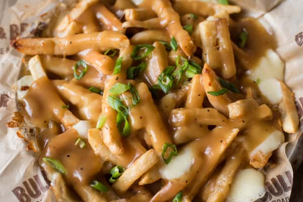 TRADITIONAL POUTINE