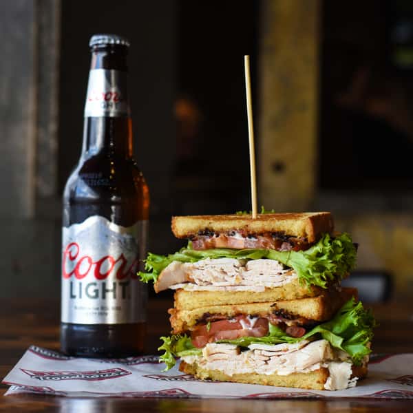 BLT&T