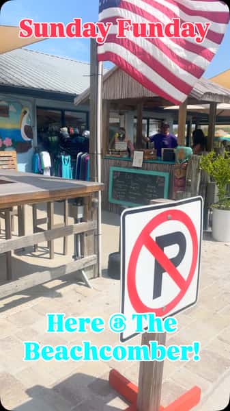 #beach ✅ #nfl ✅ #cocktails ✅ #seafood ✅ Come swing @beachcomberstaugustine and enjoy some #football and some ☀️ on the sand. Ashley and Robbie behind the bar and as always the BEST STAFF on the beach!