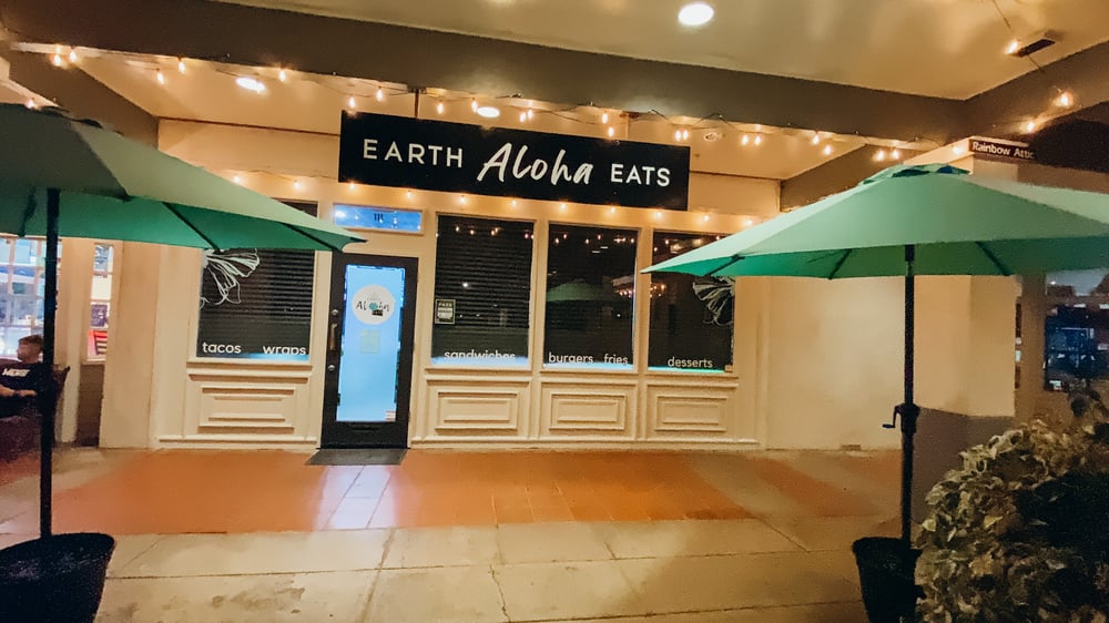 Earth Aloha Eats storefront in Kihei