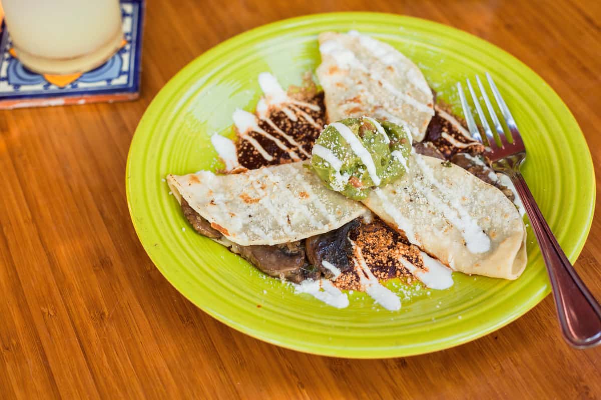 Hongos Quesadilla