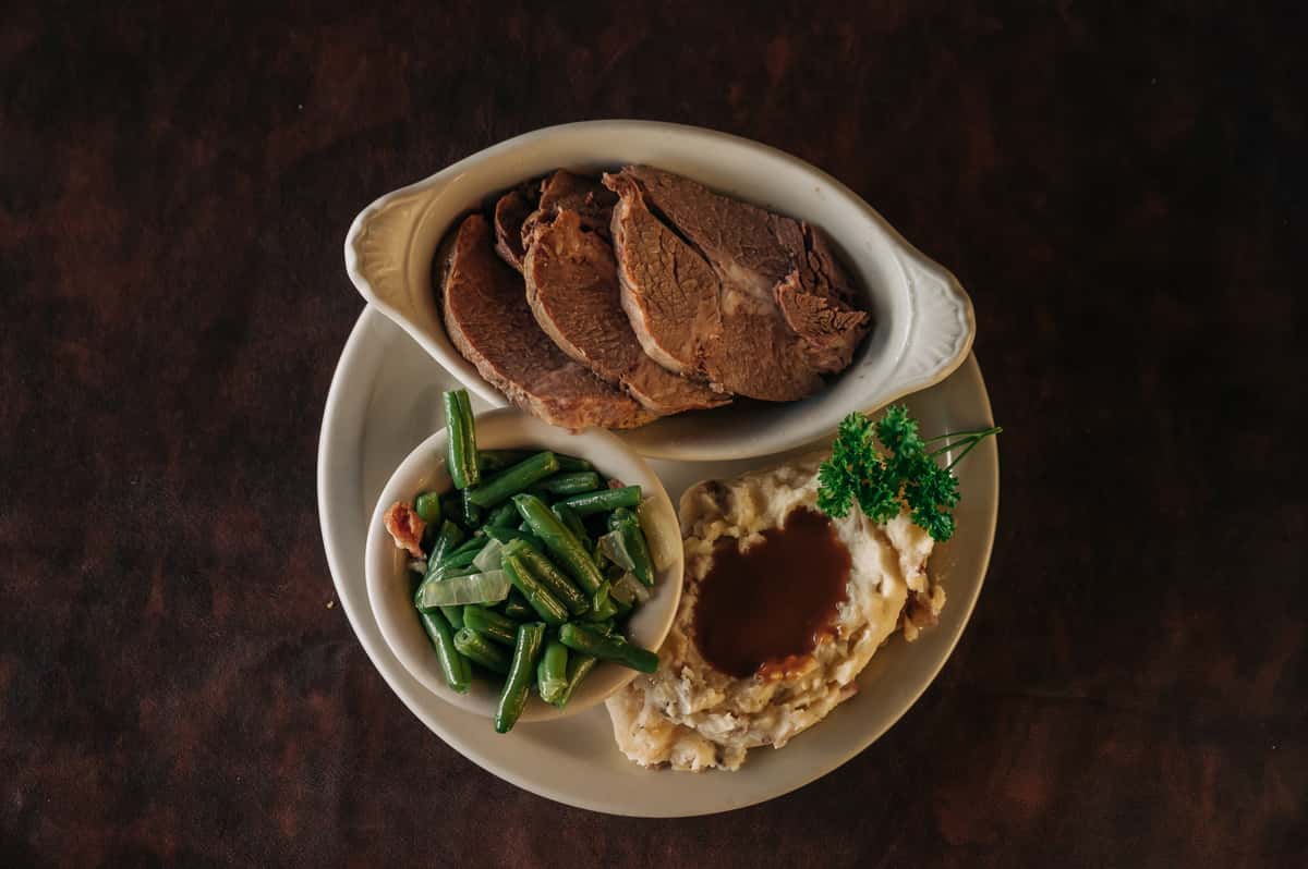 Roast Beef Dinner K 2 Steak House Restaurant Bar American