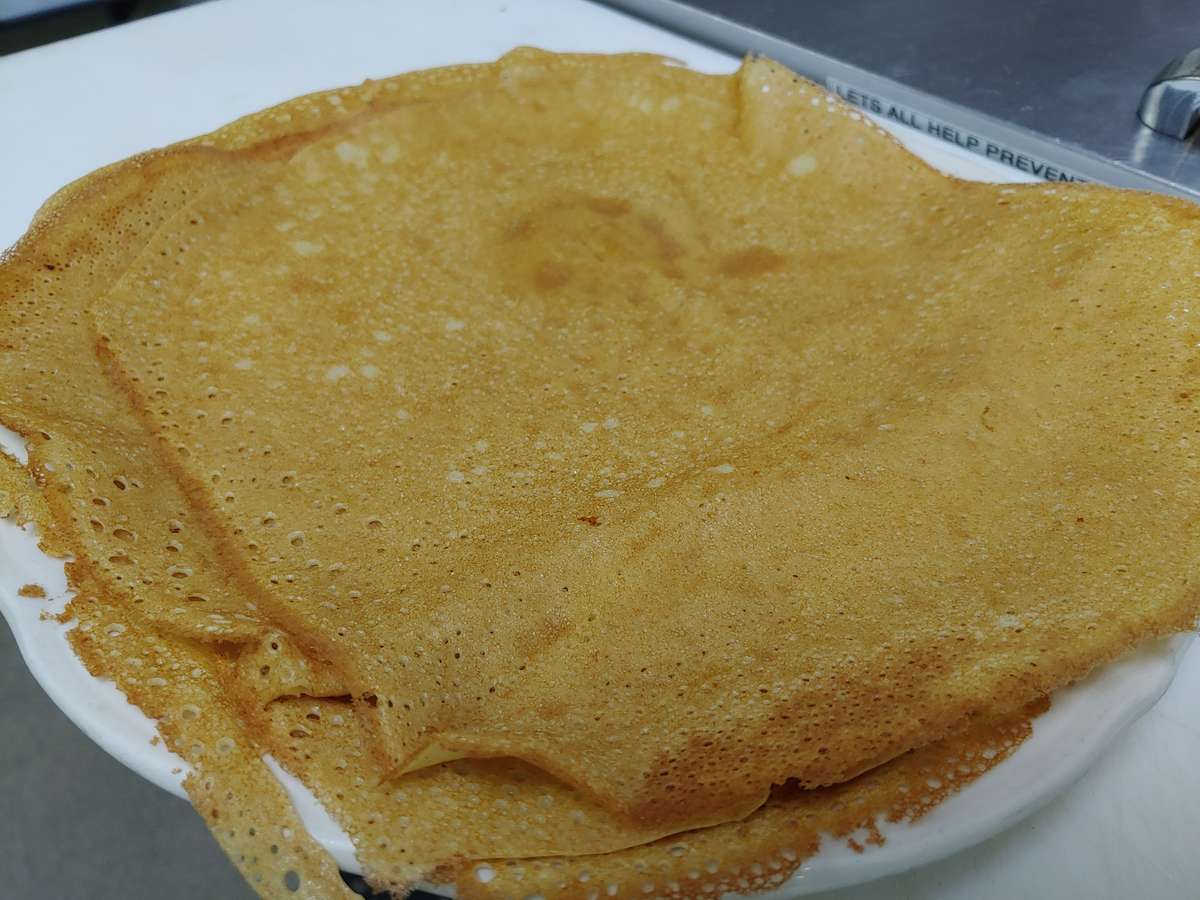 Swedish Pancakes (460/690 cal)