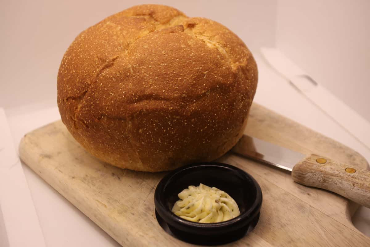 Fresh Bread Plate (v)