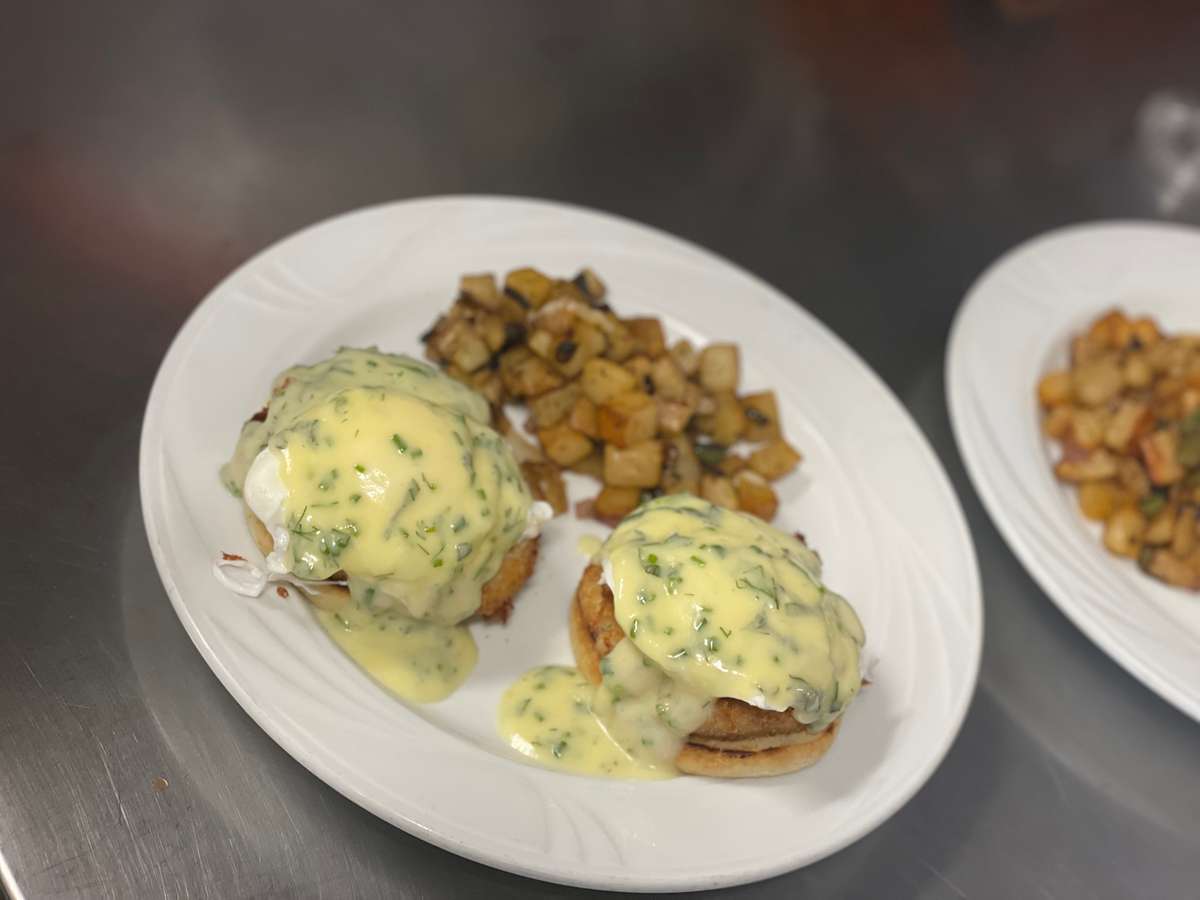 Crab Cake Benedict