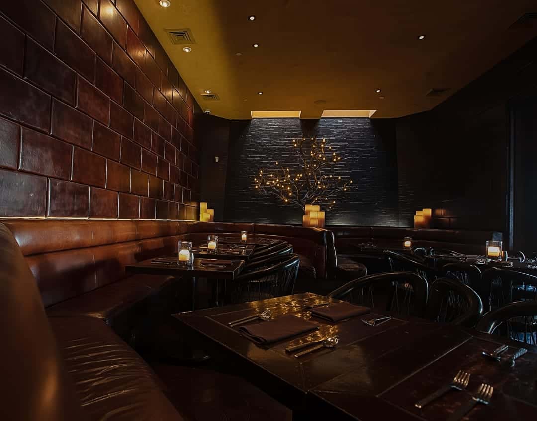 Javier's Irvine Chocolate Room Copyright © 2019 SNAPTASTE® INC.