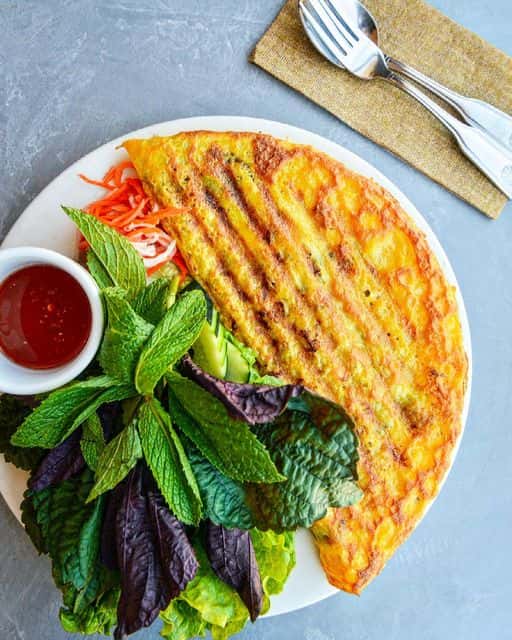 Vietnamese Crepe "Banh Xeo"