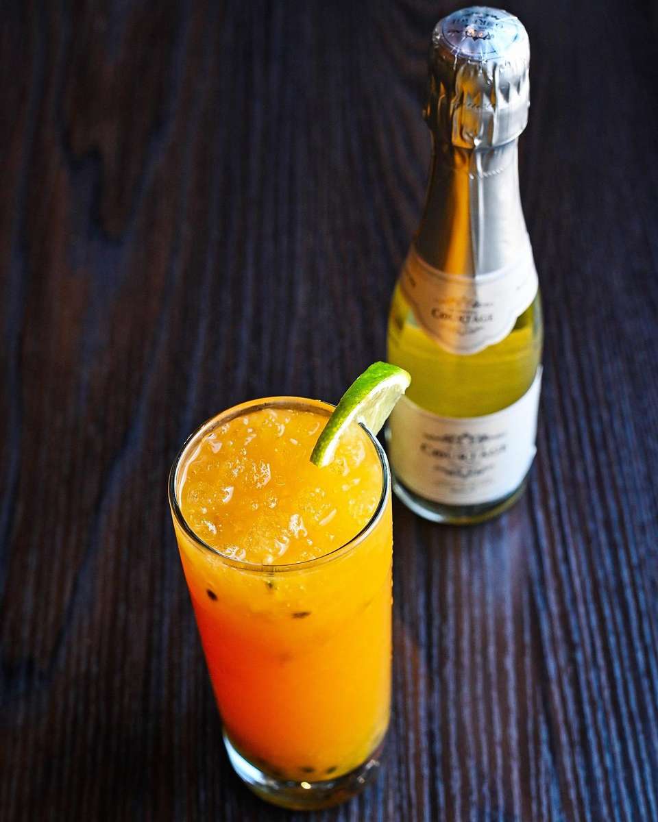Passion Fruit Fizz