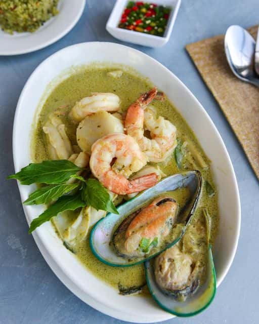 Seafood Green Curry