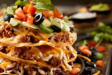 11 Ways to Save Money Eating Out