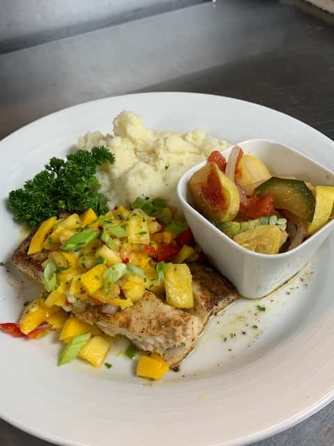 Mahi Mahi with Mango Salsa