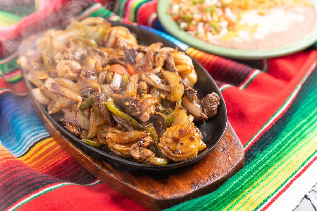 Las Fajitas - Menu - El Toro Bronco - Mexican Restaurant In Lompoc Ca