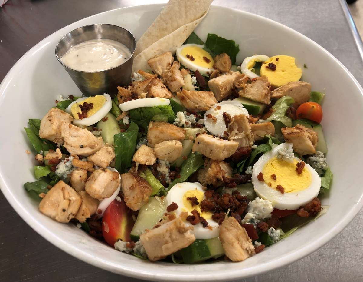 Chicken Cobb Salad Salads Wilton House Of Pizza Pizza Restaurant
