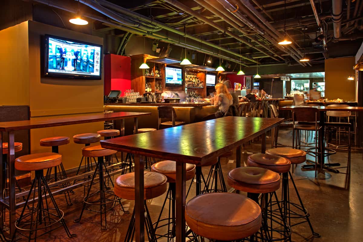 Bar