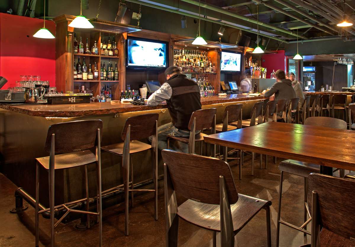 Bar