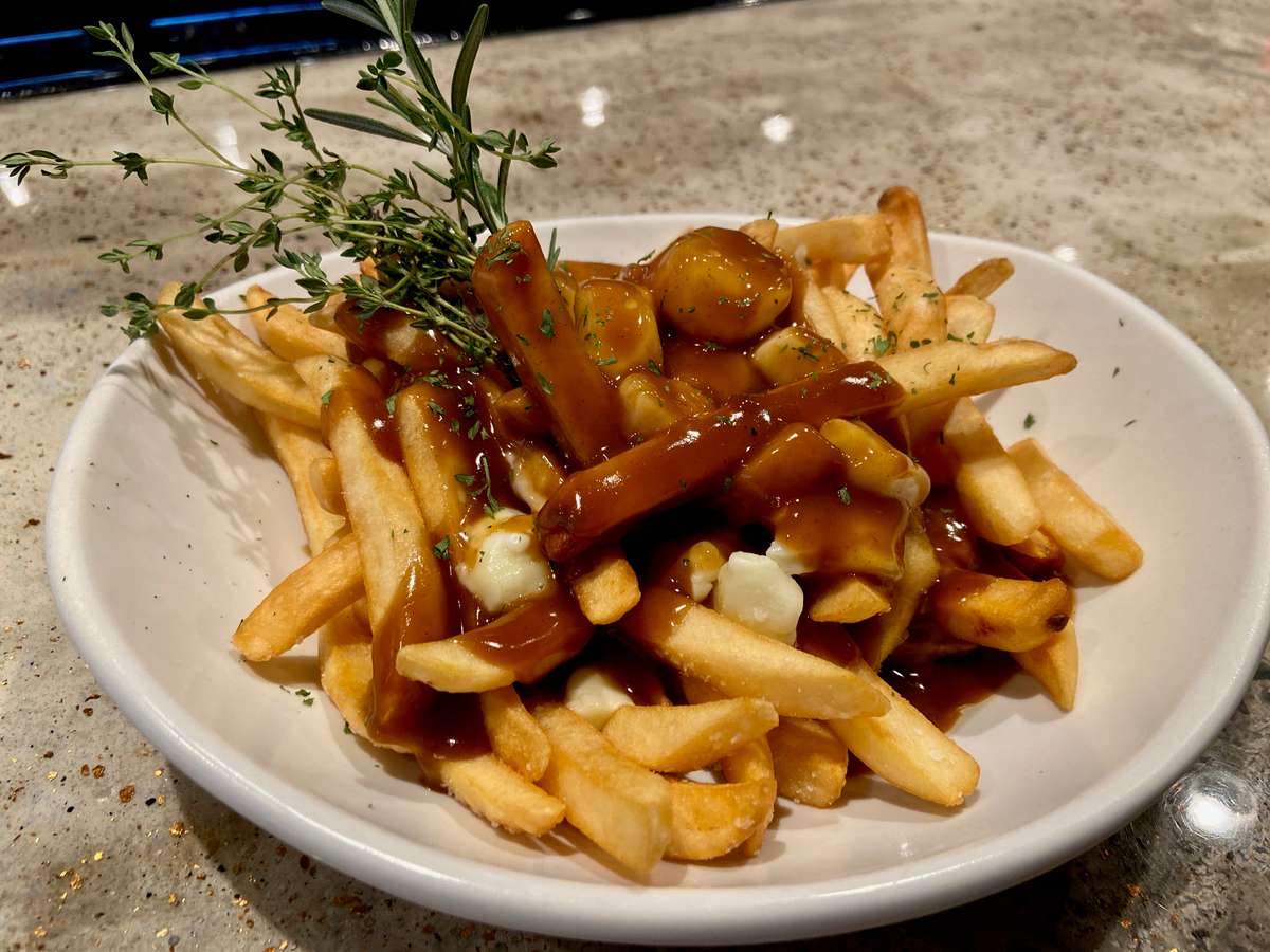 DRUNKEN POUTINE