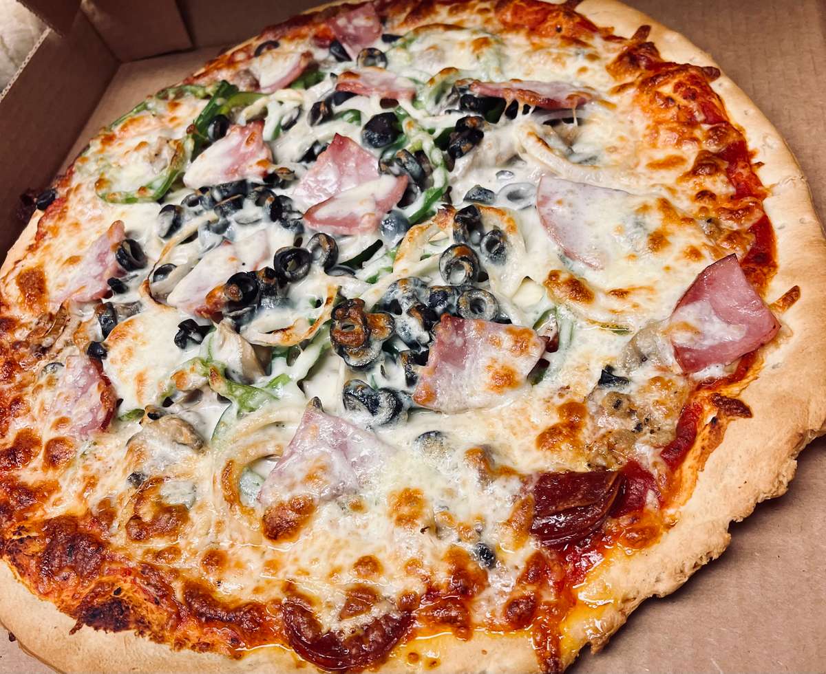 Locations - Mama Rosa's pizza