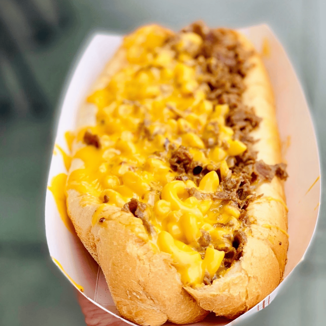 Mac 'n' Cheesesteak