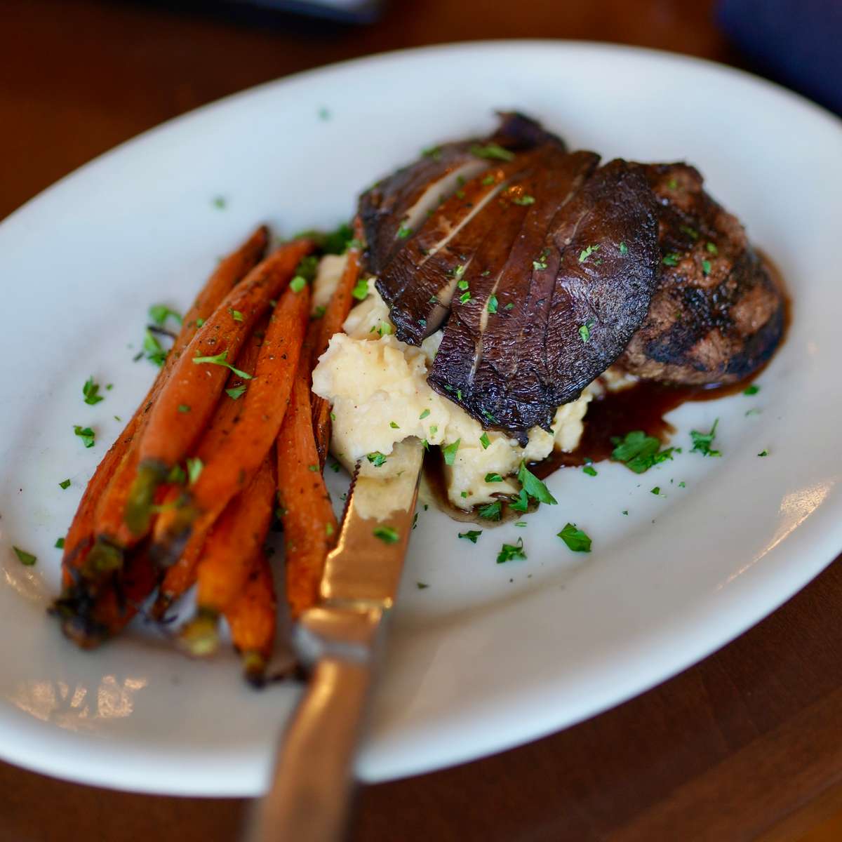 Grilled Beef Tenderloin Medallions