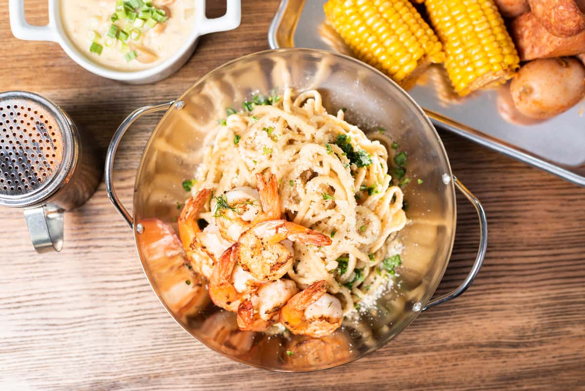 Garlic Noodles w/ Grilled Shrimp