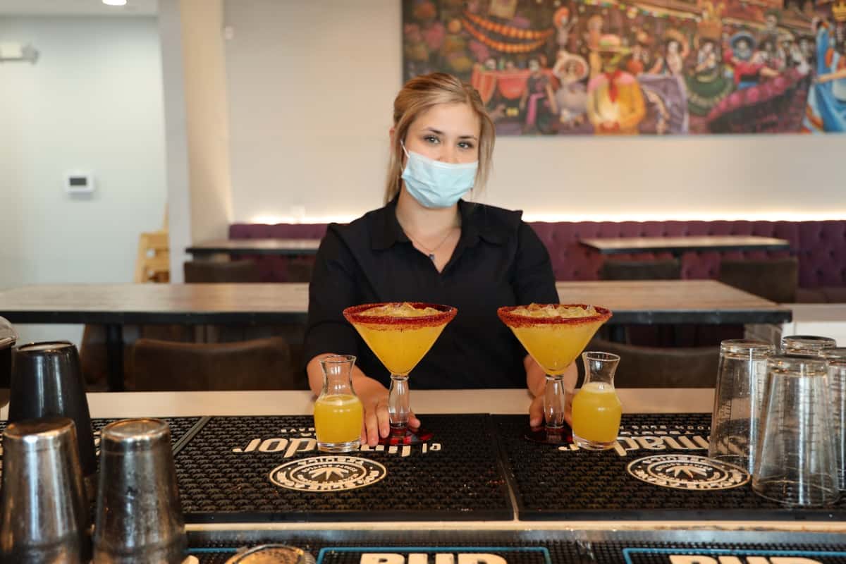 bartender margaritas