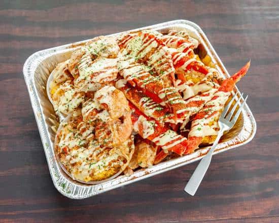 Q's Cracking King Crab Platter