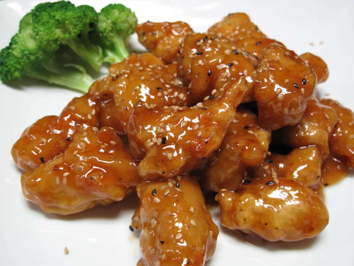 Sesame Chicken - Izumi Asian Bistro Woodstock - Asian Fusion