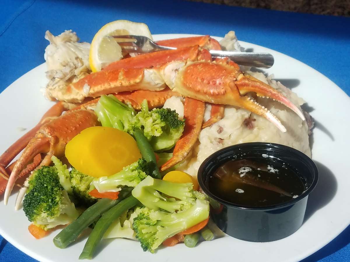 Snow Crab Legs Menu Wahoos Fish House Seafood Restaurant in