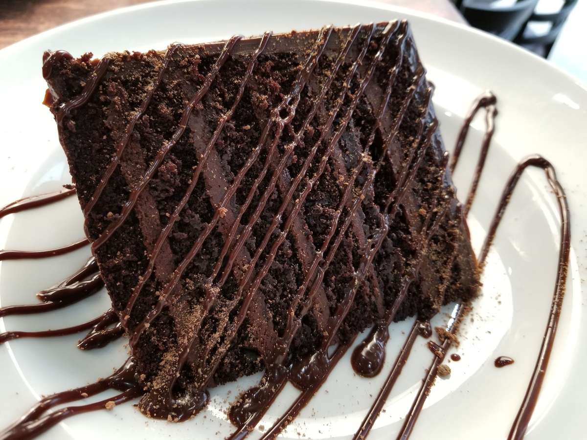 【cake】 Six Layer Chocolate Cake - Citizens Grill | American Restaurant
