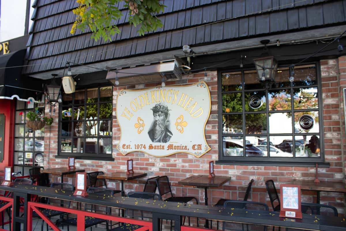 Kings Head Santa Monica Are They Open Christmas Day 2022 Ye Olde King's Head - British Restaurant In Ca