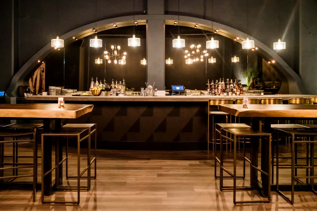 Varley Indoor Bar