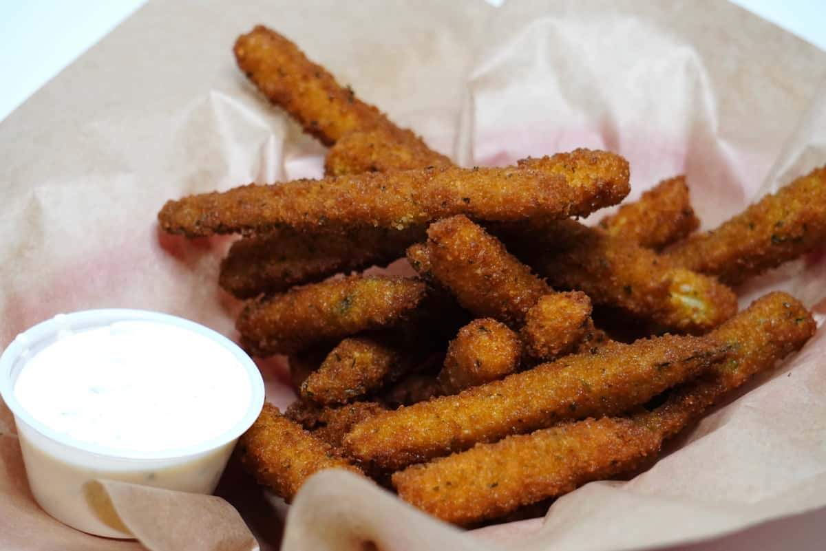 beer-battered-zucchini-sticks-menu-ribs-bbq-barbecue-restaurant