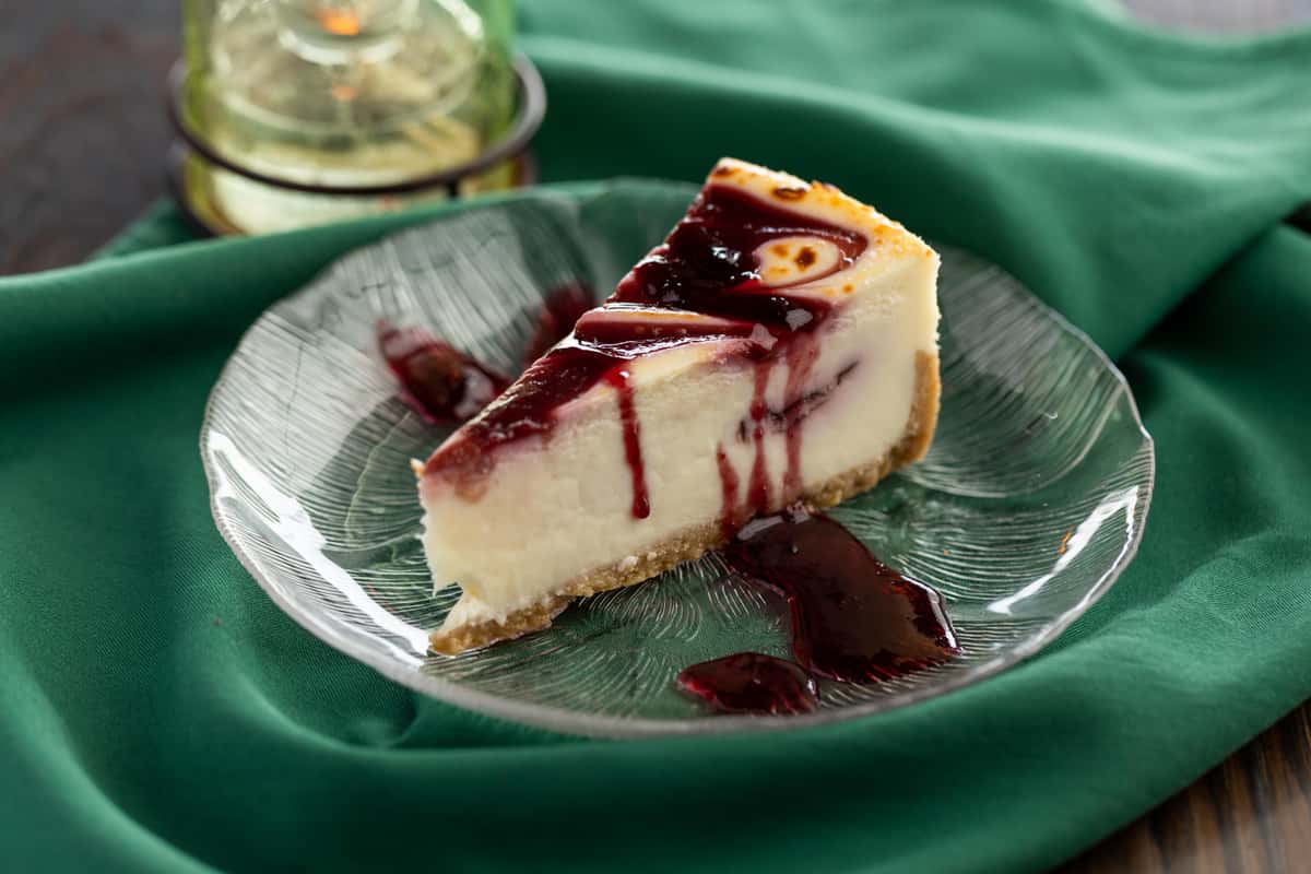 Raspberry White Chocolate Cheesecake