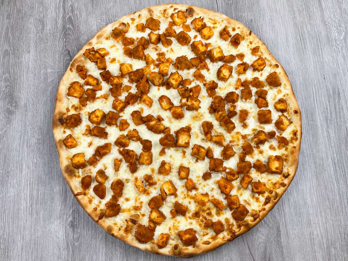 Buffalo Chicken Pizza - Lenny's Pizzeria & Trattoria - Italian and