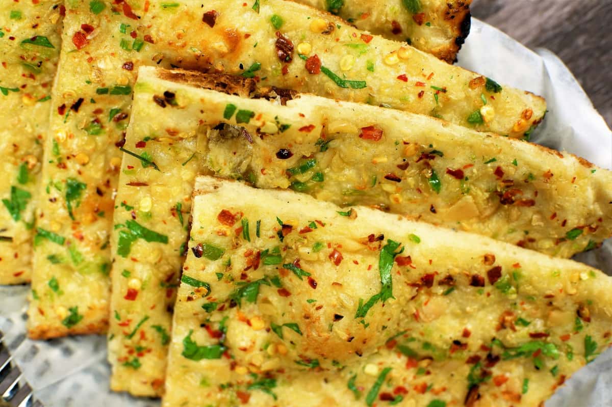 Chilly Garlic Naan
