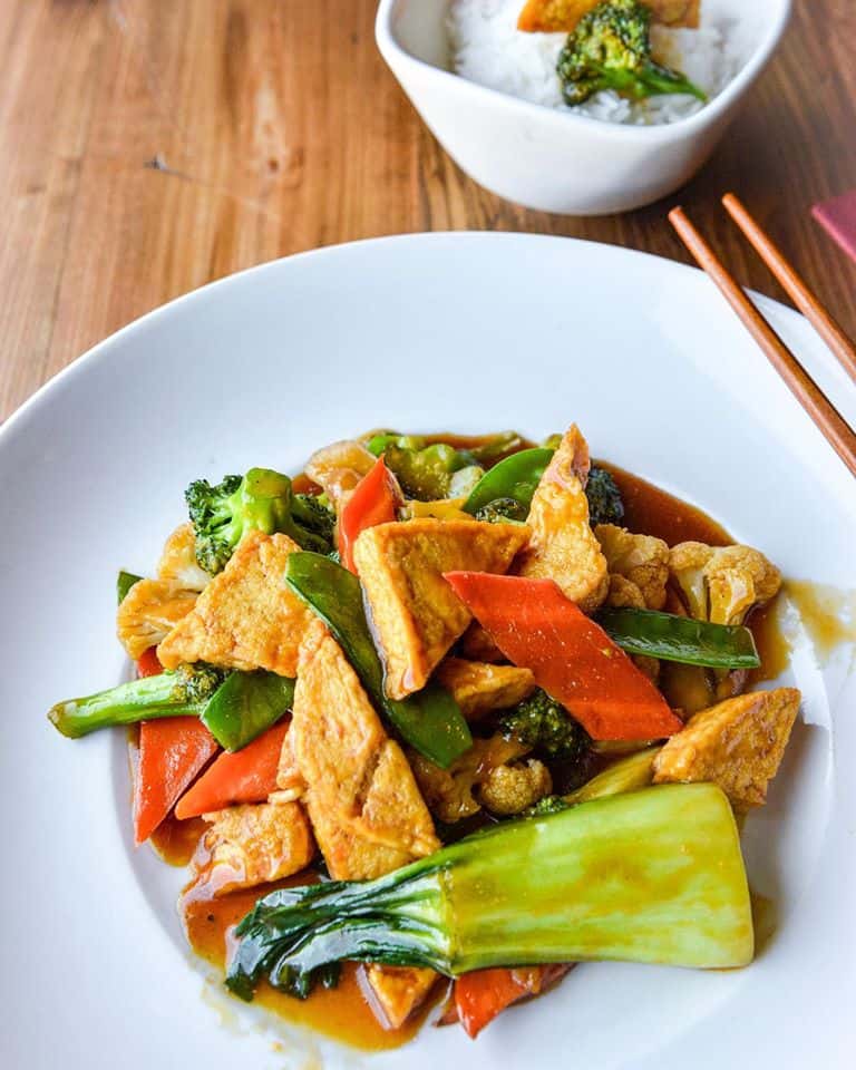 Tofu & Vegetables – Dậu Hủ Xào Bông Cải