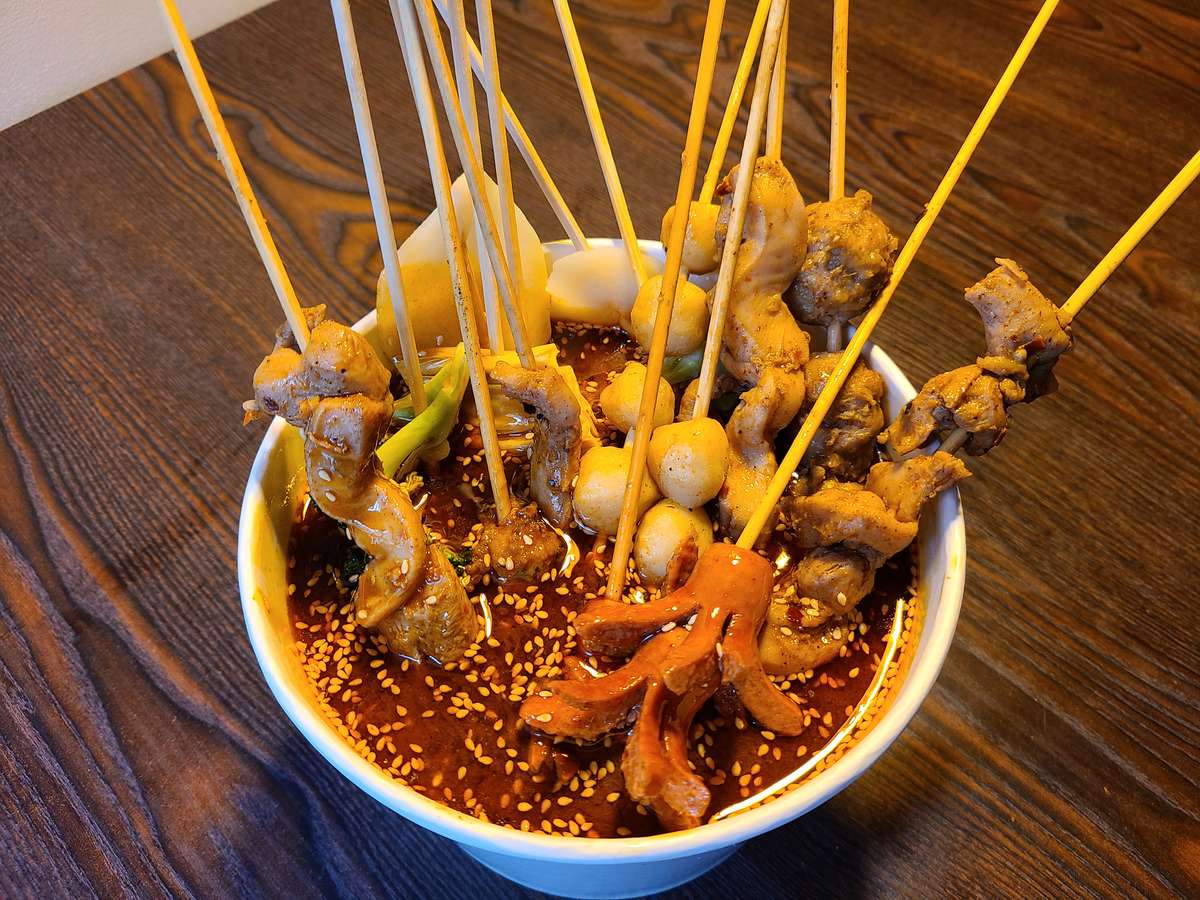 Ma La Chuan Chuan (麻辣串串)